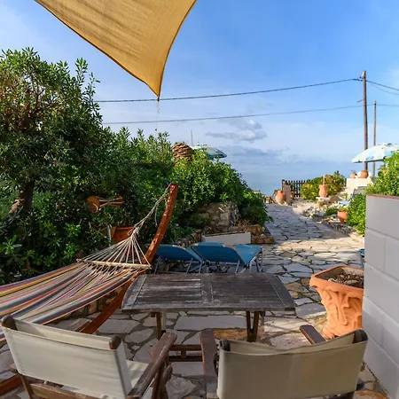 Louiza Apartment Agios Gordios (Corfu)