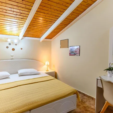 Appartement Louiza *