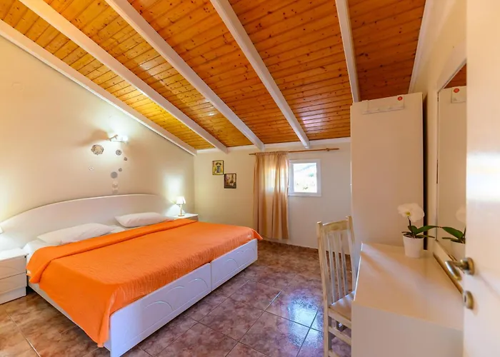 Louiza Apartamento *
