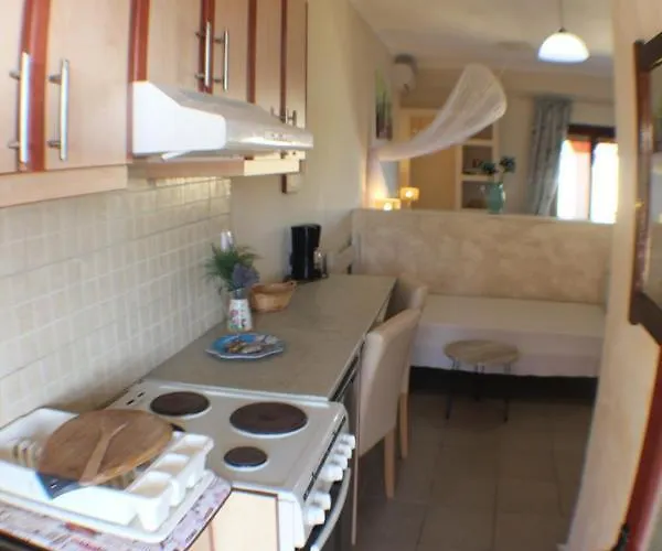 Louiza Apartamento Agios Gordios (Corfu)